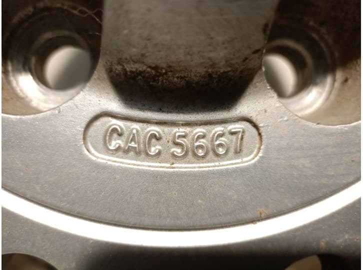 Recambio de llanta para jaguar xj 6 4.2 referencia OEM IAM CAC5667 R156JKX15X33 2