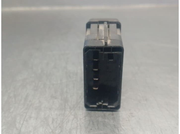 Recambio de interruptor para renault premium distribution referencia OEM IAM 7420851305 3