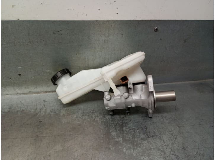 Recambio de bomba freno para opel mokka 1.2 (76) referencia OEM IAM 32672071