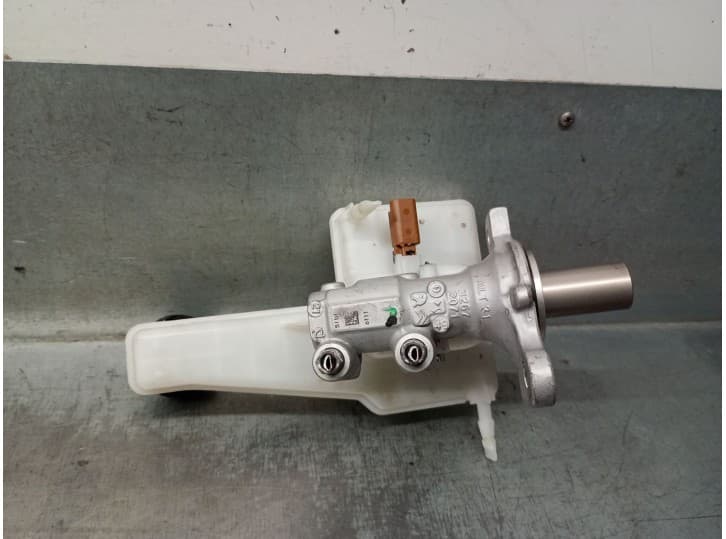 Recambio de bomba freno para opel mokka 1.2 (76) referencia OEM IAM 32672071 2