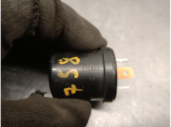 Recambio de rele para jaguar xj 6 4.2 referencia OEM IAM 33358D 4
