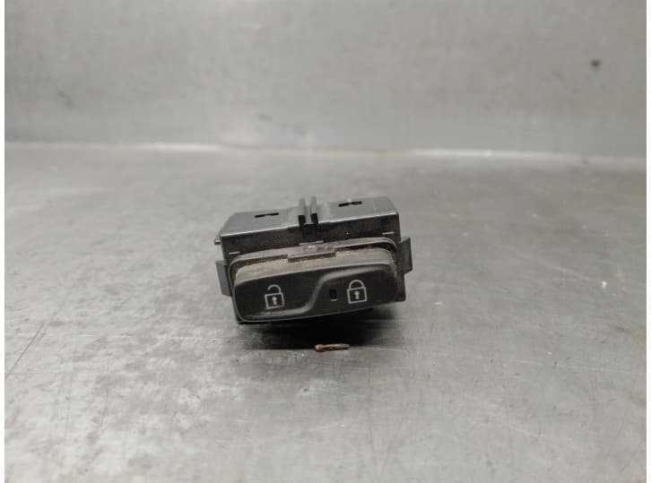 Recambio de interruptor para volvo s60 ii (134) d3 referencia OEM IAM 31318989
