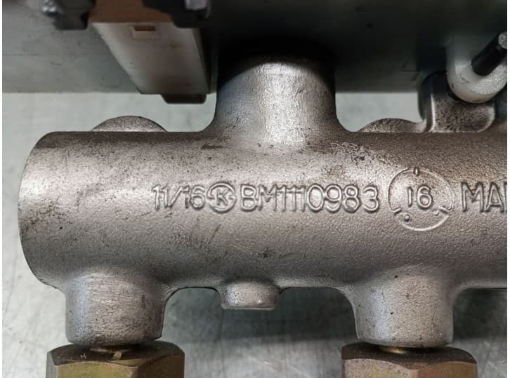 Recambio de bomba freno para ssangyong rodius i 2.7 xdi referencia OEM IAM BM1110983 5