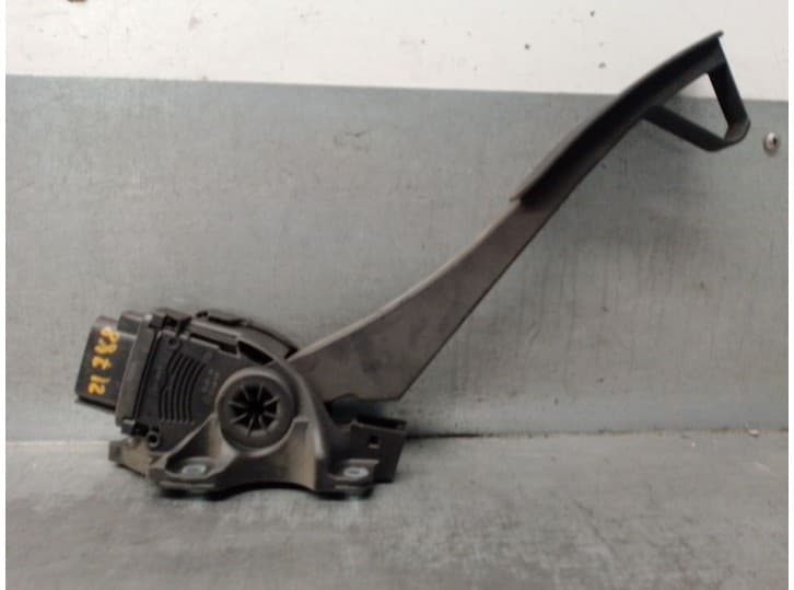 Recambio de potenciometro pedal para volvo s60 i (384) 2.4 d referencia OEM IAM 30715173 2
