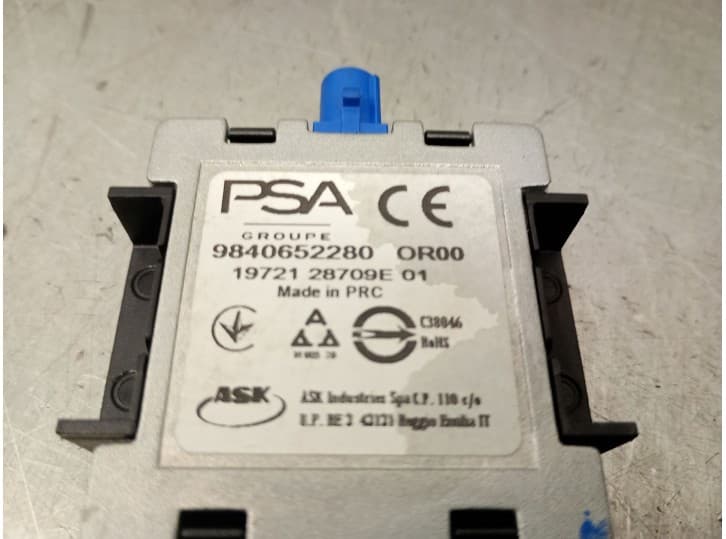 Recambio de antena para opel mokka 1.2 (76) referencia OEM IAM 9840652280  28709E 3