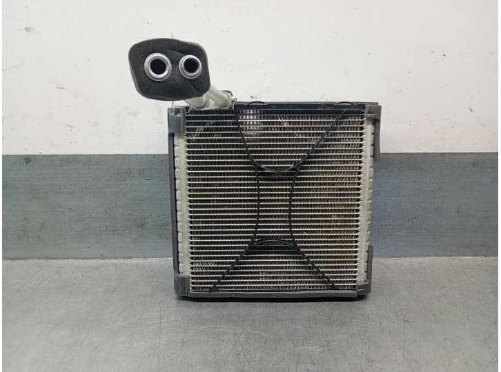 Recambio de evaporador aire acondicionado para bmw 1 (f40) 118 i referencia OEM IAM J2842