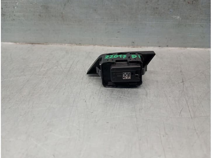 Recambio de interruptor para bmw 1 (f40) 118 i referencia OEM IAM 6820925 61316820925 2
