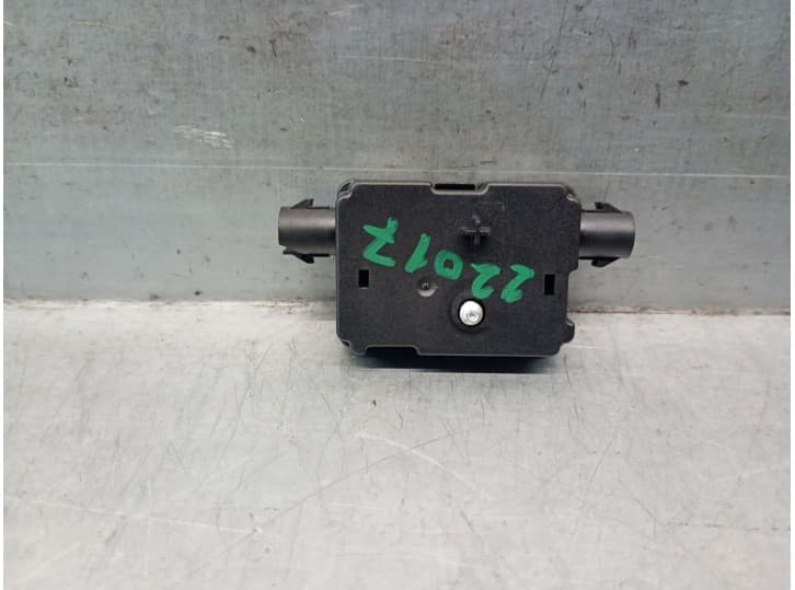 Recambio de antena para bmw 1 (f40) 118 i referencia OEM IAM 652068325604 2