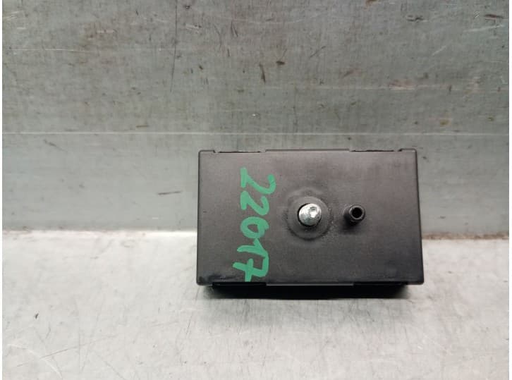 Recambio de antena para bmw 1 (f40) 118 i referencia OEM IAM 65206835155 2
