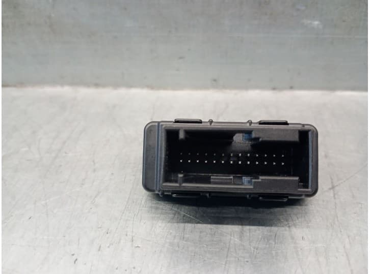 Recambio de sensor para bmw 1 (f40) 118 i referencia OEM IAM 6814609 61136814609 3