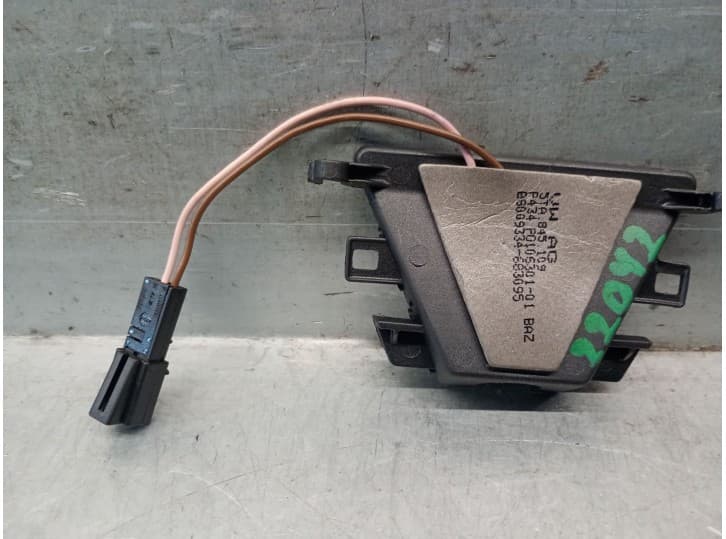 Recambio de sensor para seat arona (kj7, kjp) 1.0 tsi referencia OEM IAM 5TA845109 2