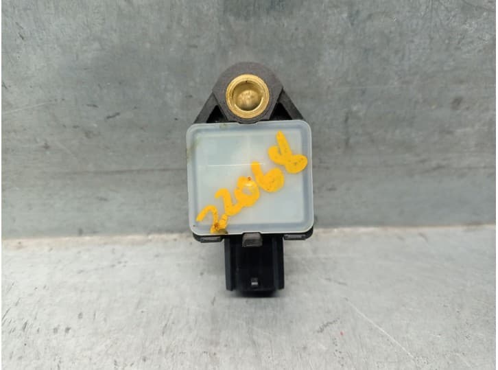 Recambio de sensor impacto para hyundai i30 (gd) 1.4 crdi referencia OEM IAM 95920A6000 2