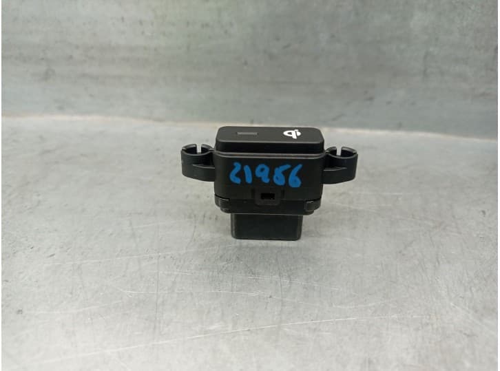 Recambio de interruptor para kia xceed (cd) 1.5 t-gdi mhev referencia OEM IAM 95580G3000 3
