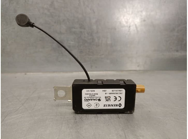 Recambio de antena para renault austral tce 130 referencia OEM IAM 282302668R  10615129