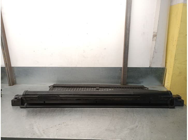 Recambio de bandeja trasera para bmw 5 touring (e39) 525 tds referencia OEM IAM 8236361 3