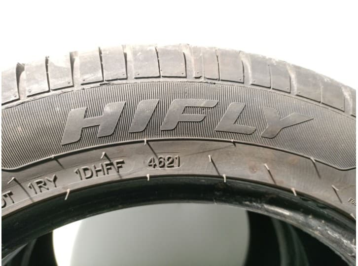 Recambio de neumatico/s para hyundai coupe i (rd) 2.0 16v referencia OEM IAM 20550R1586V 4