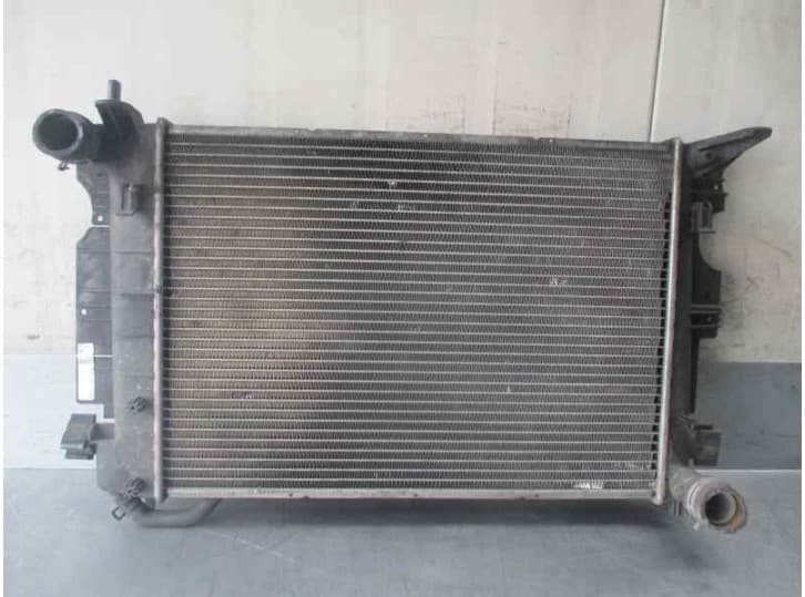 Recambio de radiador agua para saab 9-3 (ys3d) 2.2 tid referencia OEM IAM 4729588 2