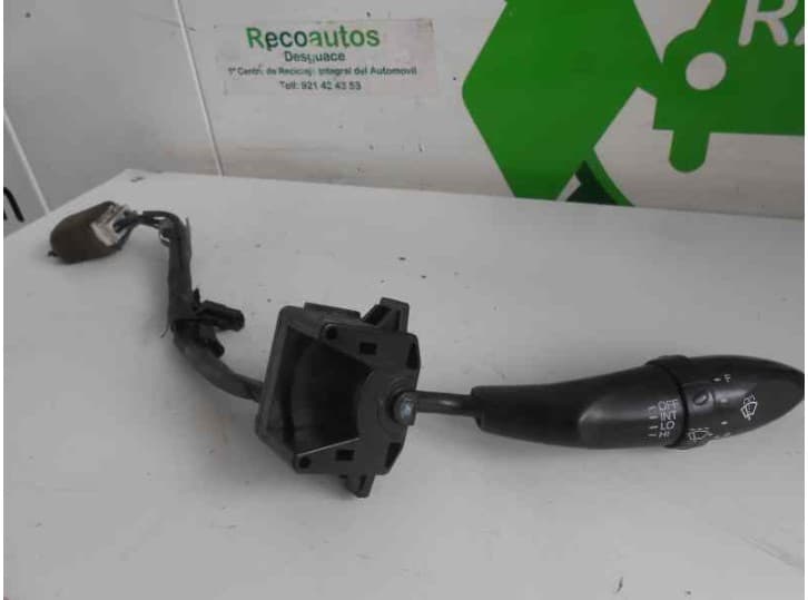 Recambio de mando limpia para hyundai coupe i (rd) 2.0 16v referencia OEM IAM 34931B2900