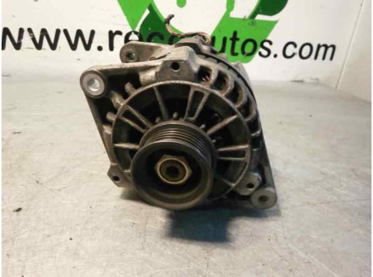 Recambio de alternador para daewoo lanos (klat) 1.5 referencia OEM IAM