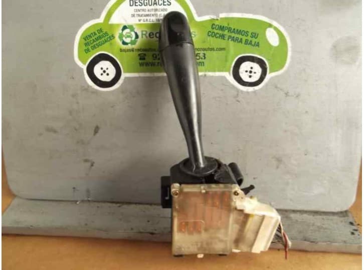 Recambio de mando luces para toyota yaris (_p1_) 1.3 (ncp10_, scp12_) referencia OEM IAM 173648 2