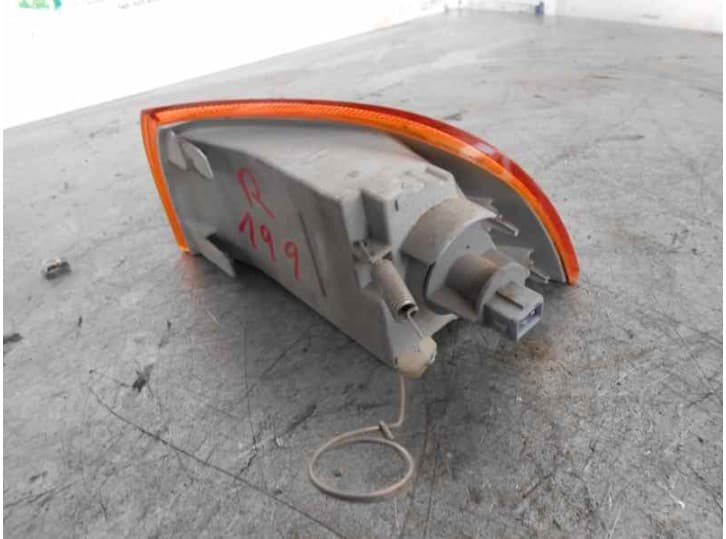 Recambio de piloto delantero derecho para fiat punto (176_) 55 1.1 referencia OEM IAM 2