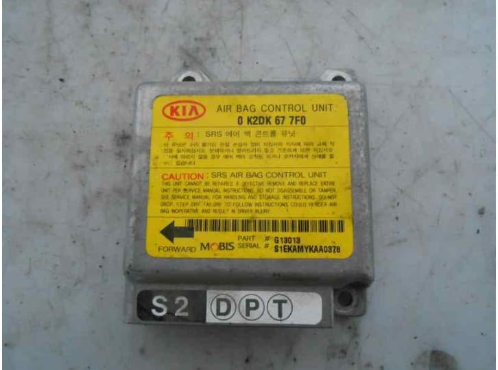 Recambio de centralita airbag para kia shuma ii (fb) 1.6 referencia OEM IAM 0K2DK677F0