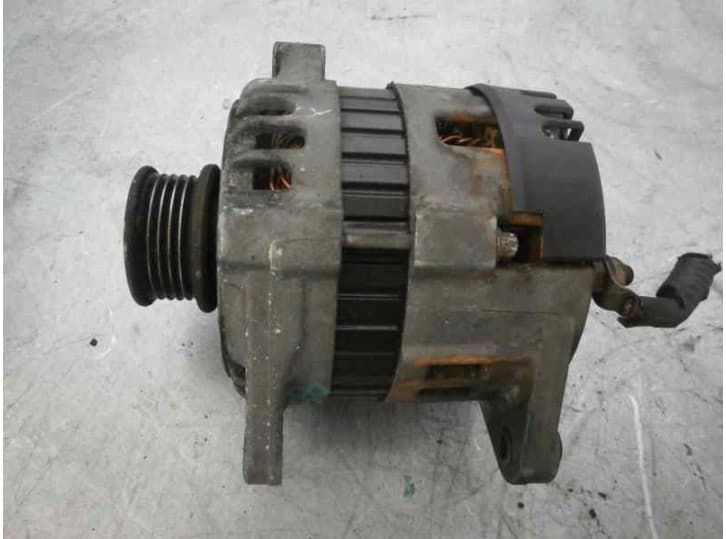Recambio de alternador para daewoo lanos (klat) 1.5 referencia OEM IAM 2