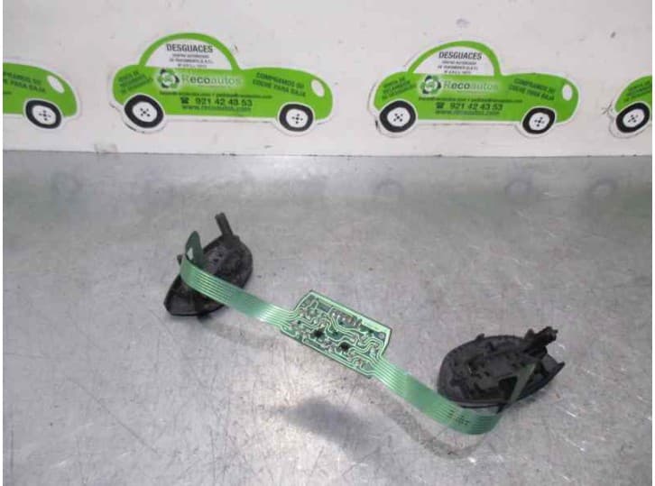 Recambio de mando radio volante para citroën xsara (n1) 1.9 td referencia OEM IAM 2