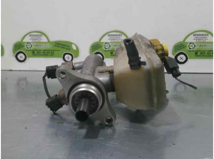 Recambio de bomba freno para ford galaxy i (wgr) 2.8 v6 referencia OEM IAM 7M3611303 2