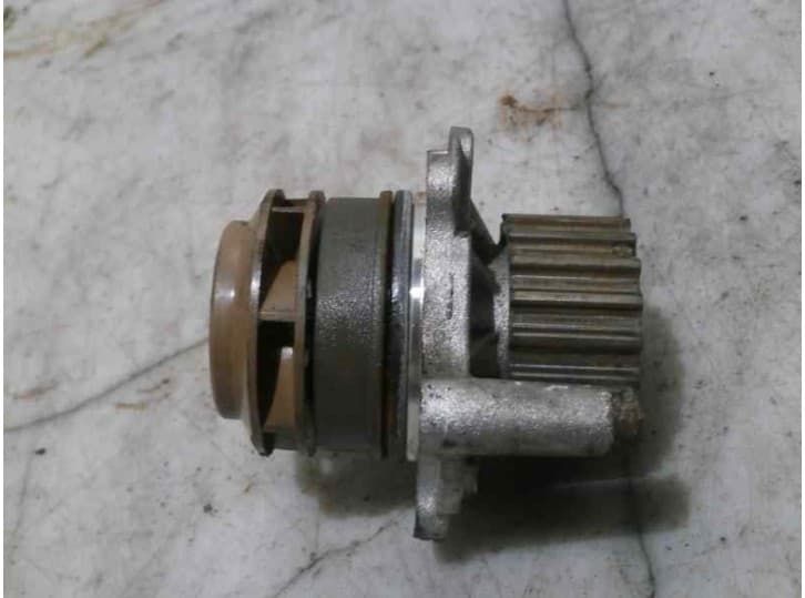 Recambio de bomba agua para seat leon (1m1) 1.9 tdi referencia OEM IAM