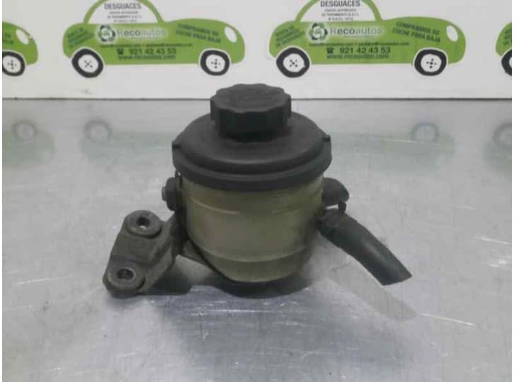 Recambio de deposito liquido direccion para hyundai accent ii (lc) 1.3 referencia OEM IAM