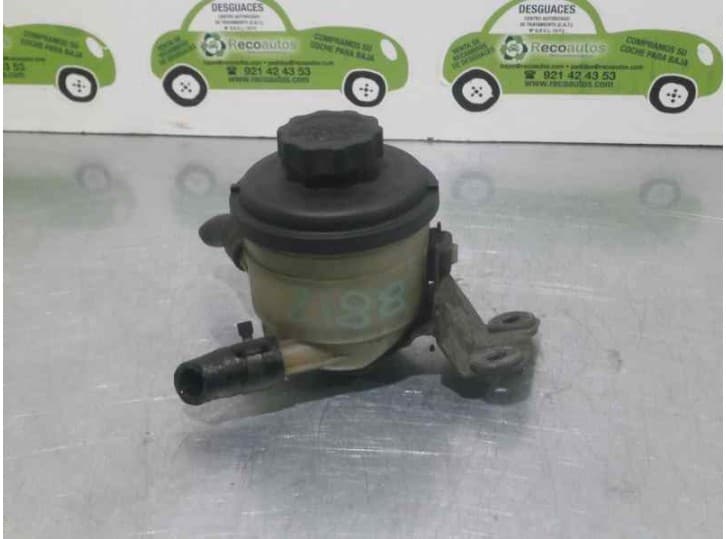 Recambio de deposito liquido direccion para hyundai accent ii (lc) 1.3 referencia OEM IAM 2