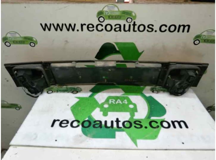 Recambio de piloto trasero central para volkswagen vento (1h2) 1.8 referencia OEM IAM 2
