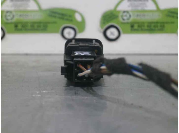 Recambio de interruptor para seat exeo (3r2) 1.8 t referencia OEM IAM 3R0927121A 2