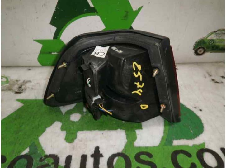 Recambio de piloto trasero derecho para daewoo aranos 1.5 referencia OEM IAM 96185166 2