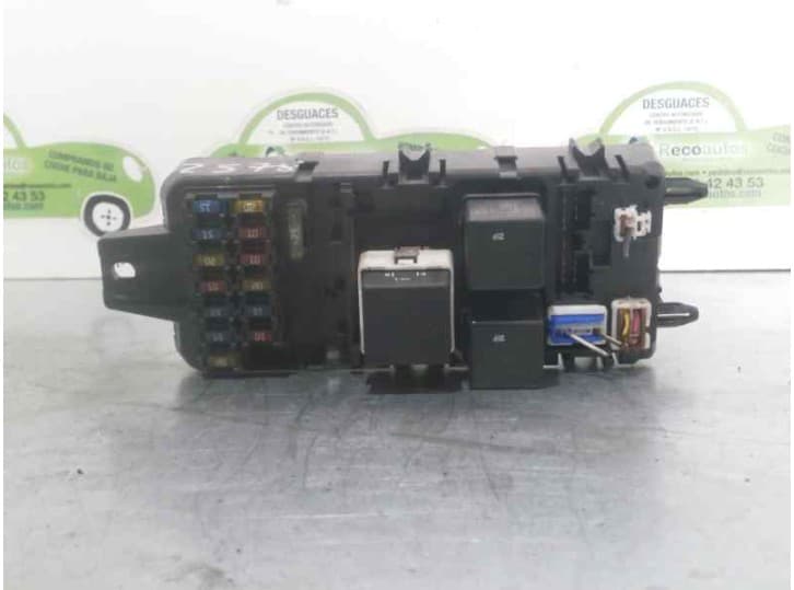 Recambio de caja reles / fusibles para volvo s40 i (644) 1.8 i referencia OEM IAM 9729G05 2