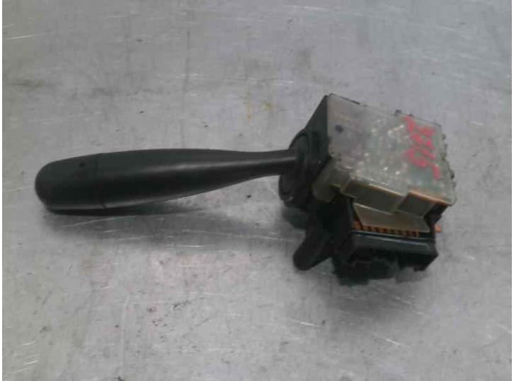 Recambio de mando intermitentes para toyota yaris (_p1_) 1.0 (scp10_) referencia OEM IAM 2