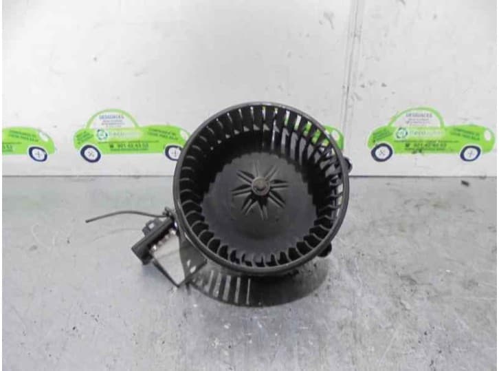 Recambio de motor calefaccion para kia rio i hatchback (dc) 1.3 referencia OEM IAM 4