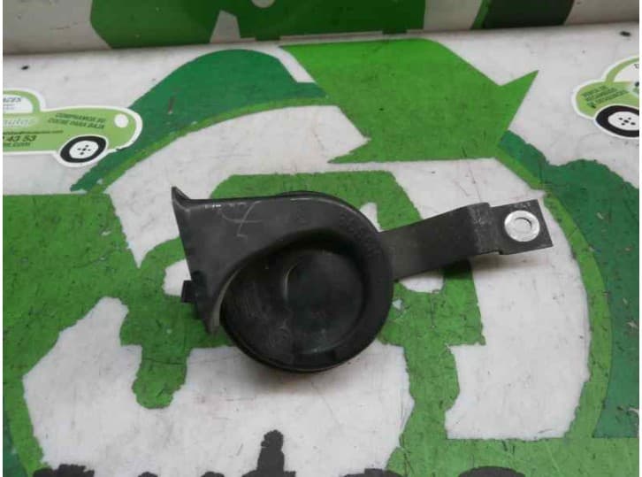 Recambio de claxon para nissan primera hatchback (p12) 1.9 dci referencia OEM IAM