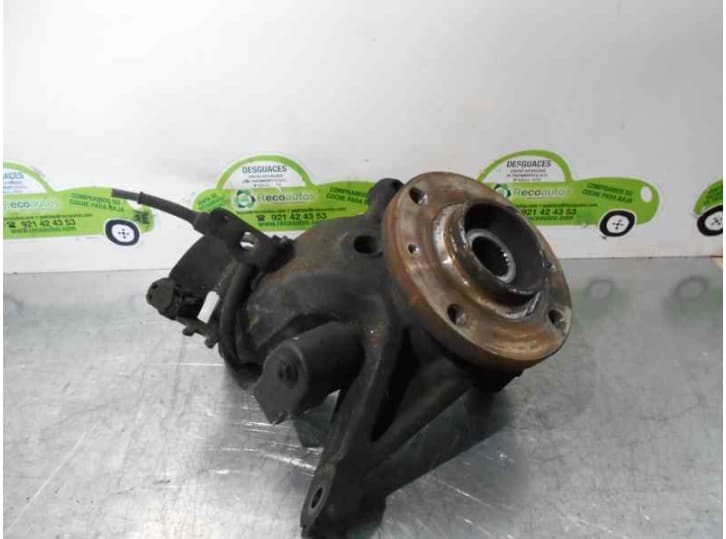 Recambio de mangueta delantera derecha para citroën xsara (n1) 1.6 16v referencia OEM IAM