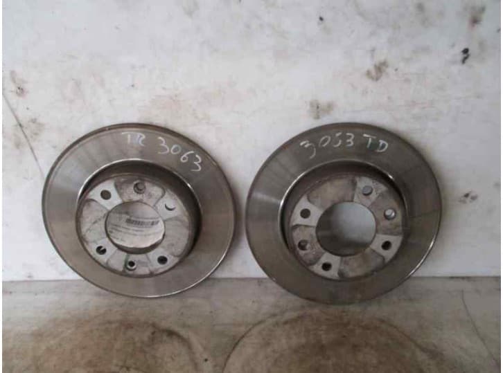 Recambio de disco freno trasero para citroën c3 pluriel (hb_) 1.6 referencia OEM IAM