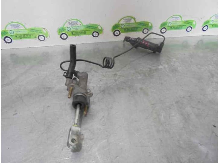 Recambio de bomba embrague para hyundai getz (tb) 1.5 crdi referencia OEM IAM