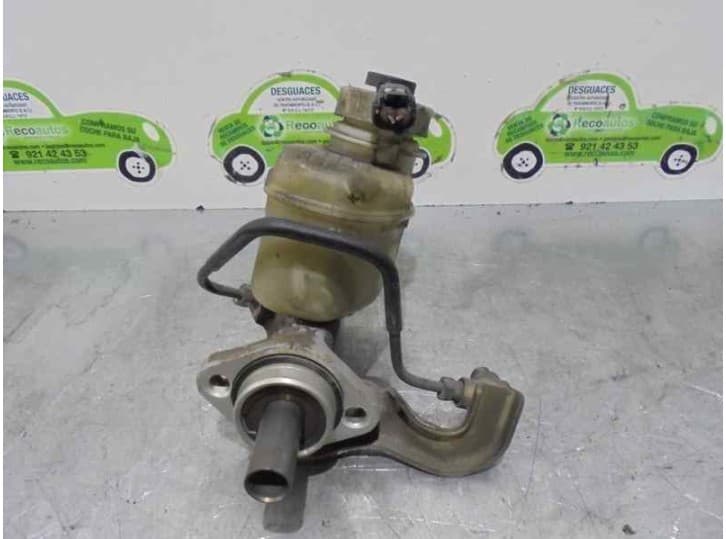 Recambio de bomba freno para toyota avensis (_t22_) 2.0 d-4d (cdt220_) referencia OEM IAM