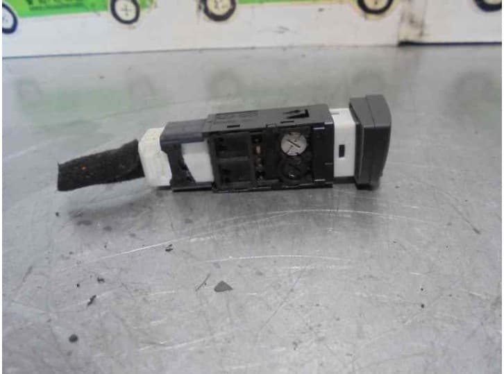 Recambio de mandos salpicadero para kia picanto i (sa) 1.1 referencia OEM IAM 3