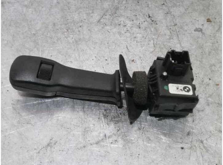 Recambio de mando luces para bmw 5 (e39) 520 i referencia OEM IAM 8352172 01100410 LUK 2