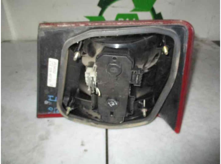 Recambio de piloto trasero izquierdo para volvo 940 (944) 2.3 referencia OEM IAM 2
