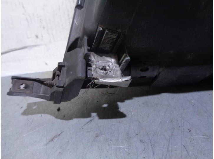 Recambio de faro derecho para audi 100 c4 sedán (4a2) 2.5 tdi referencia OEM IAM 7