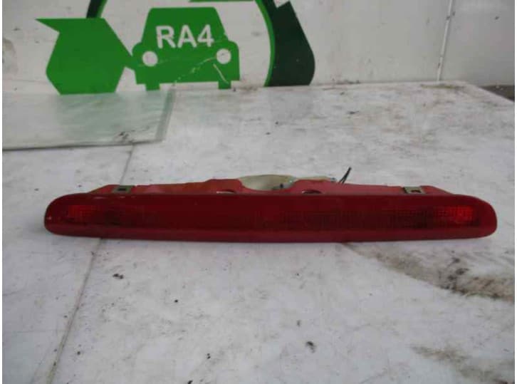 Recambio de luz central de freno para bmw 5 (e39) 520 i referencia OEM IAM