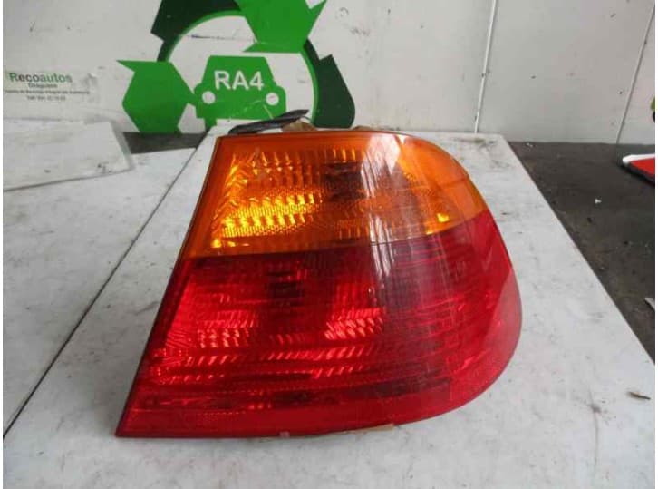 Recambio de piloto trasero derecho para bmw 3 coupé (e46) 323 ci referencia OEM IAM