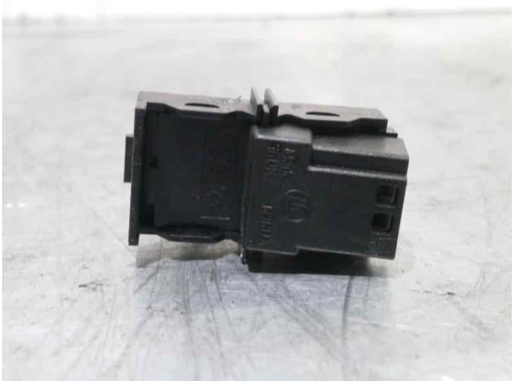 Recambio de mando para volvo s80 ii (124) 2.4 d referencia OEM IAM 30710475 03451600 2